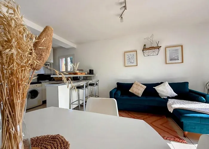 Le Flamant - 7 Min à Pieds De La Hyères